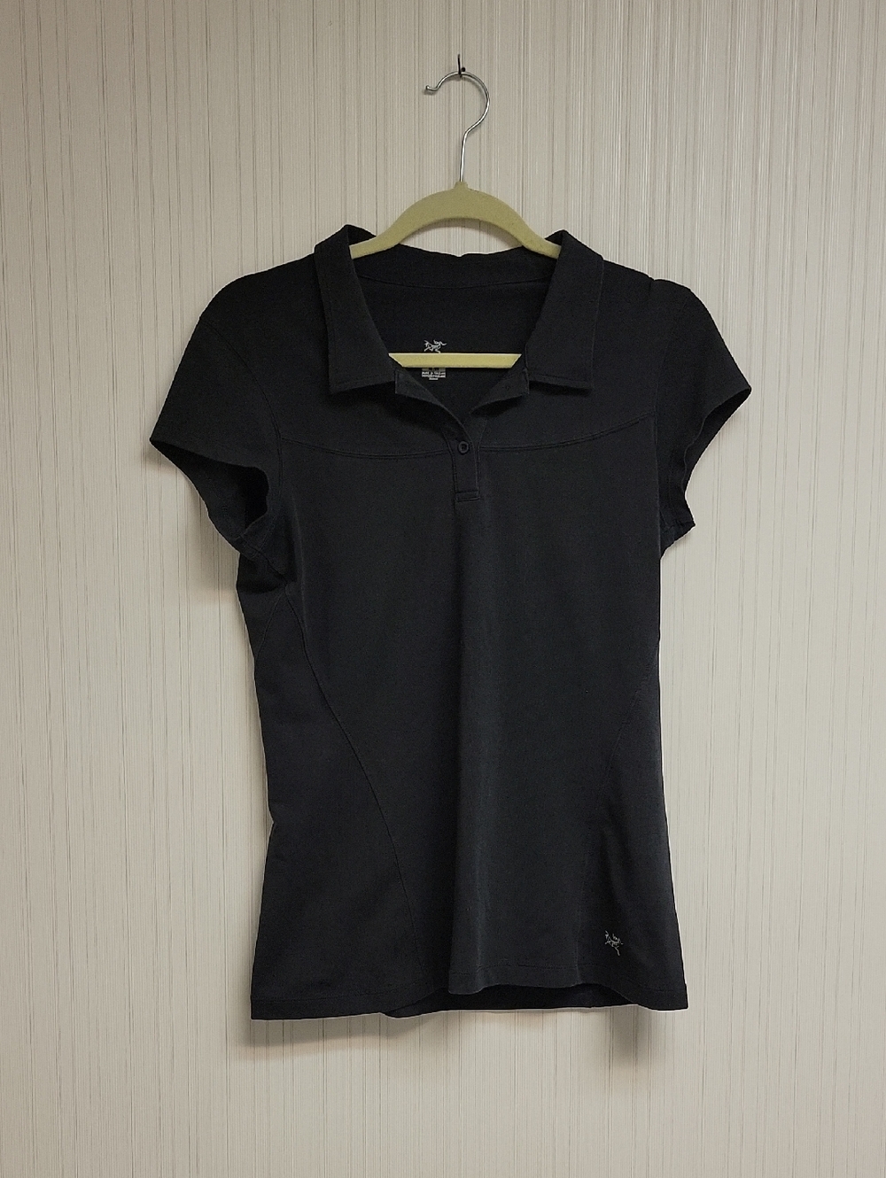 Arc'teryx Black Short Cap Sleeve Polo Top